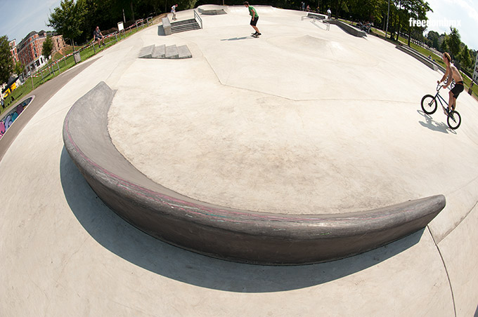 In Chemnitz steht jetzt ein Nachbau des legendäre Mike-Escamilla-Curbs