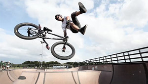 Dänemark entwickelt sich langsam zu einem Geheimtipp unter reisefreudigen BMXern. Die Mad Chills Crew zeigt in diesem Roadtripvideo, warum das so ist.