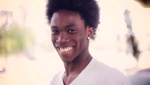 Bei Flybikes hat man Courage Adams nun offiziell ins Team aufgenommen, was der spanische Senkrechtstarter mit diesem vorzüglichen Welcome-Edit dankt.