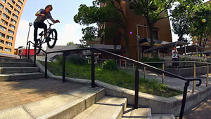 Hier findest du einige der besten Clips von Stevie Churchill, Nathan Williams und Sean Burns aus dem Japantourvideo von Éclat als Singleauskopplungen.