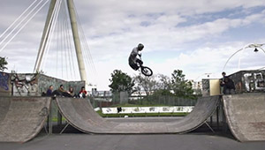 Harry Main stand vor der schwierigen Aufgabe, sein Meisterwerk 