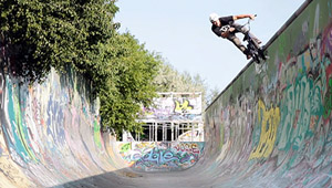 Der englische Mankind-Teamfahrer Isaac Lesser hat bei einem Berlinbesuch einige epische NBDs abgehakt. Welche Spots dran glauben mussten, erfährst du hier.