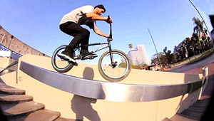 Hier sind einige Clips, die Jackson Ratima noch auf seiner Festplatte rumfliegen hatte – und die sind wirklich gut. Also checkt diesen Edit für Stolen Bikes.