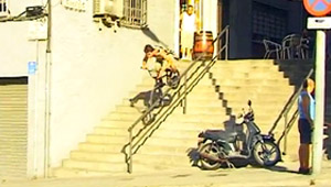 Michal Šmelko kommt zwar ursprünglich aus Tschechien, aber seine zweite Heimat ist Barcelona, wo er auch diesen VX-Edit für Federal Bikes gefilmt hat.