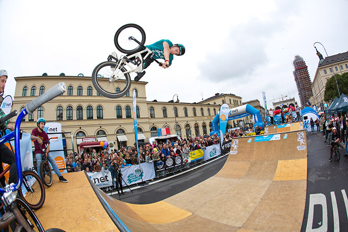 Mit haufenweise Style und Höhe auf Platz 1 beim EX&HOP Spinecontest 2014: Stefan Pauli is back!