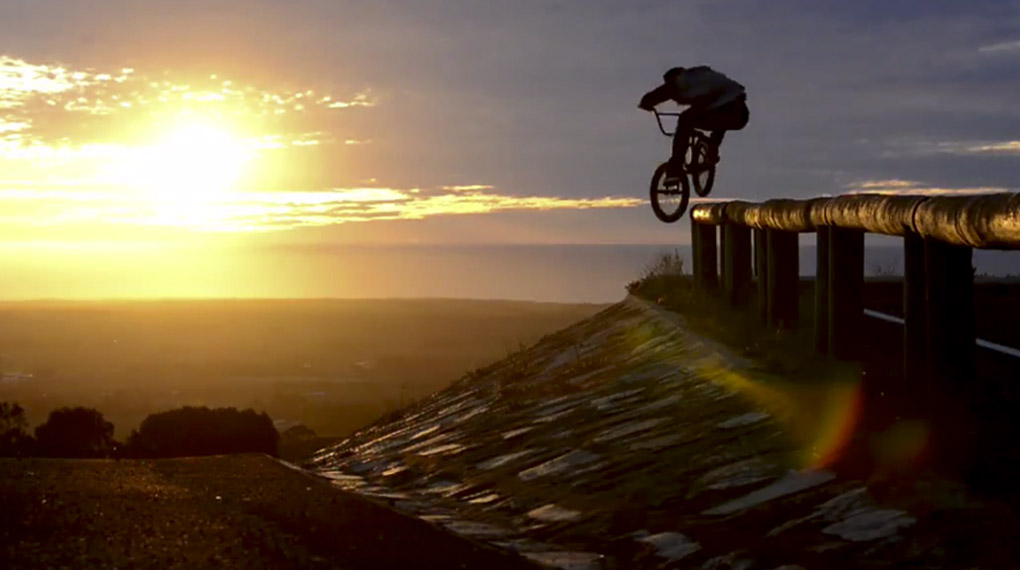 Rhys Gogel führt für seinen Ender auf der 