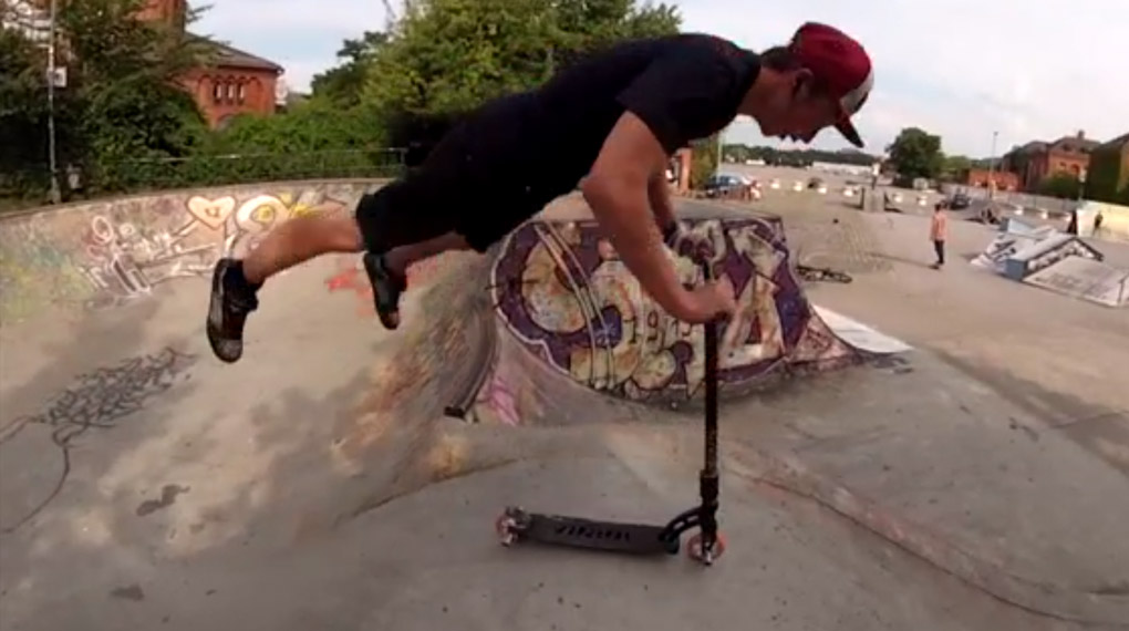 Ride together not against! Brötchen zeigt in seinem Schlof Mixtape, dass BMX- und Scooterfahrer in Bremen durchaus miteinander klarkommen.