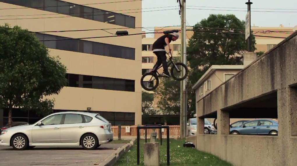 Riley Abramyk und Sean Tiffin haben für Northern Embassy einen Edit gefilmt, der nichts zu wünschen übrig lässt. Hier geht