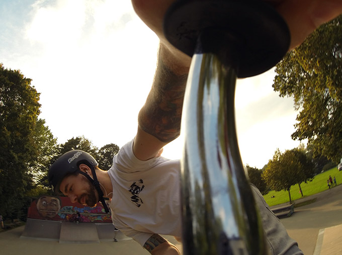 Alexander Schramm im Skateparadies Jena