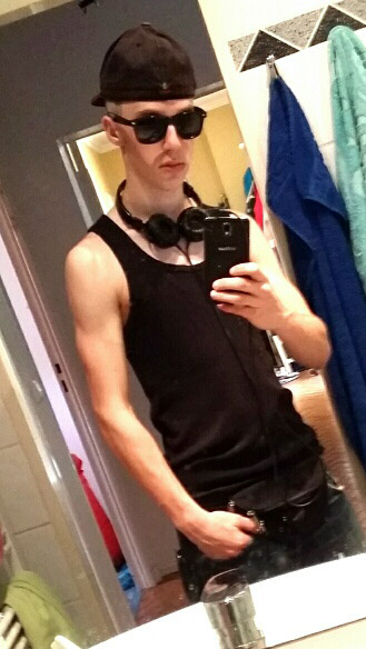 Jeffrey Liedtke aus Berlin lebt das #thuglife