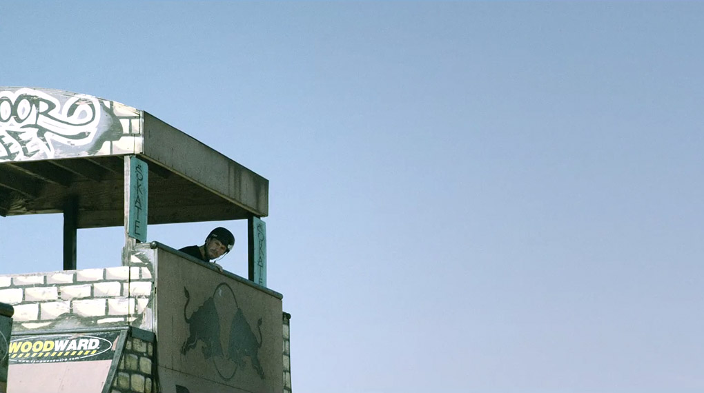 Dan Foley ist im verlassenen Woodward gelandet. Nur ein paar merkwürdige Gestalten hängen dort rum, doch diese sind ihm nicht unbedingt freundlich gesinnt …