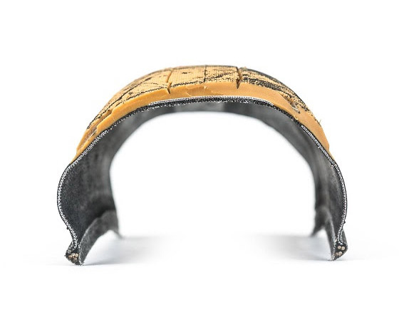 Mit über 700 Gramm kein Leichtgewicht, aber dafür steckt der Reifen einiges weg