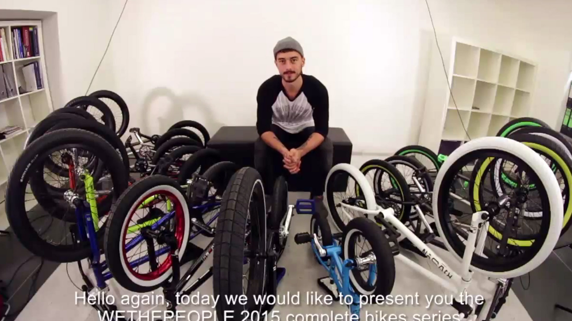 In diesem Video stellt Flo Sailer vom kunstform?! BMX Shop und Mailorder aus Stuttgart einen Teil der 2015er Komplettradlinie von wethepeople vor.