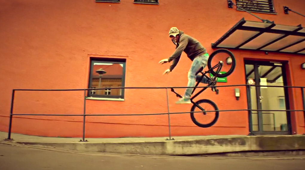 Patrick Hauff hat für sein 2014er Video die Straßen von Magdeburg und Berlin unsicher gemacht. Hier ist das Ergebnis seiner Spotsafaris.