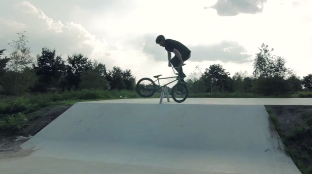 Leservideo: Benedikt Bagger hat mit Sicherheit die meisten Leservideos aller Zeiten und um seinen Stand zu wahren, gibt es sein neustes Werk.