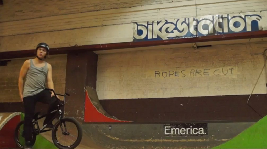 Dennis Broberg ist neu im Team der Bikestation Braunschweig und hat daher einen Welcome-Edit gefilmt, der sich trotz Verletzungsausfall sehen lassen kann.