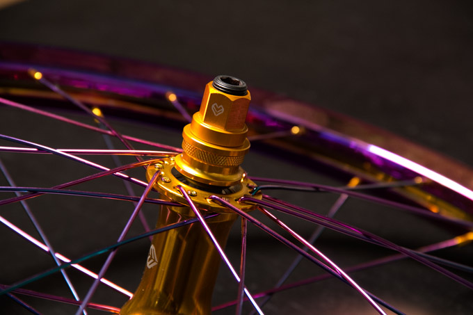 Éclat Oil Slick Laufrad Verlosung