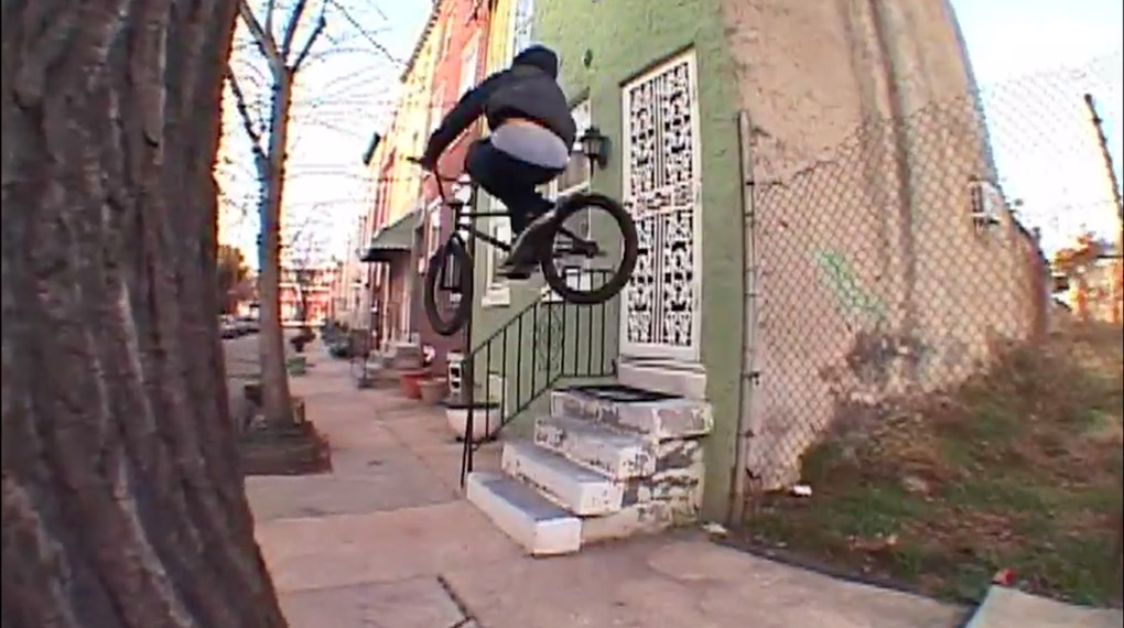 Steve Tassones Part der Chocolate-Truck-DVD besticht durch seine Einfachheit und zeigt, dass Street gar nicht viel braucht, um richtig gut auszusehen.