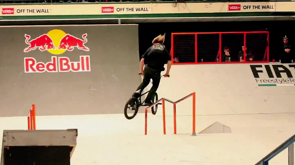 Endlich ist das offizielle Video vom Vans rebeljam 2014 fertig. Mit dabei sind alle Highlights der Vorläufe und des Finales am Samstag. Anschauen lohnt sich.Endlich ist das offizielle Vans Rebeljam Video fertig. Mit dabei sind alle Highlights der Vorläufe und des Finales am Samstag. Anschauen lohnt sich.