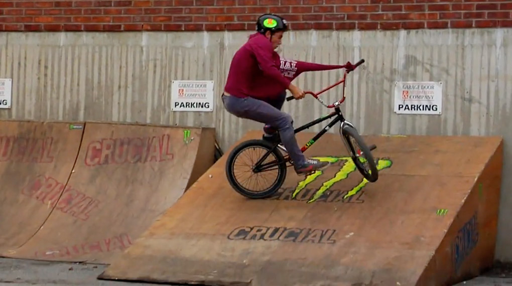 Geschwindigkeitsrekorde, Uprailzerstörung und ein 540 mit amputiertem Unterarm – Check das Video von der Demolition X Volume 