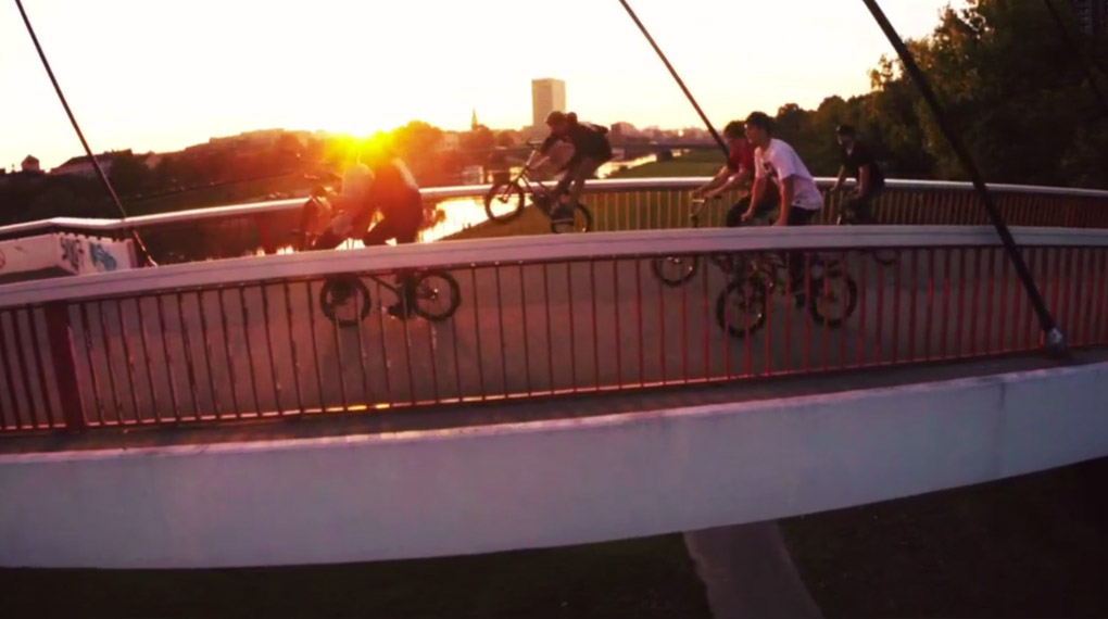 Robin Kachfi hat für das Bangers – Freestyle Film Festival 2014 seine Homies auf den Straßen von Mannheim gefilmt.