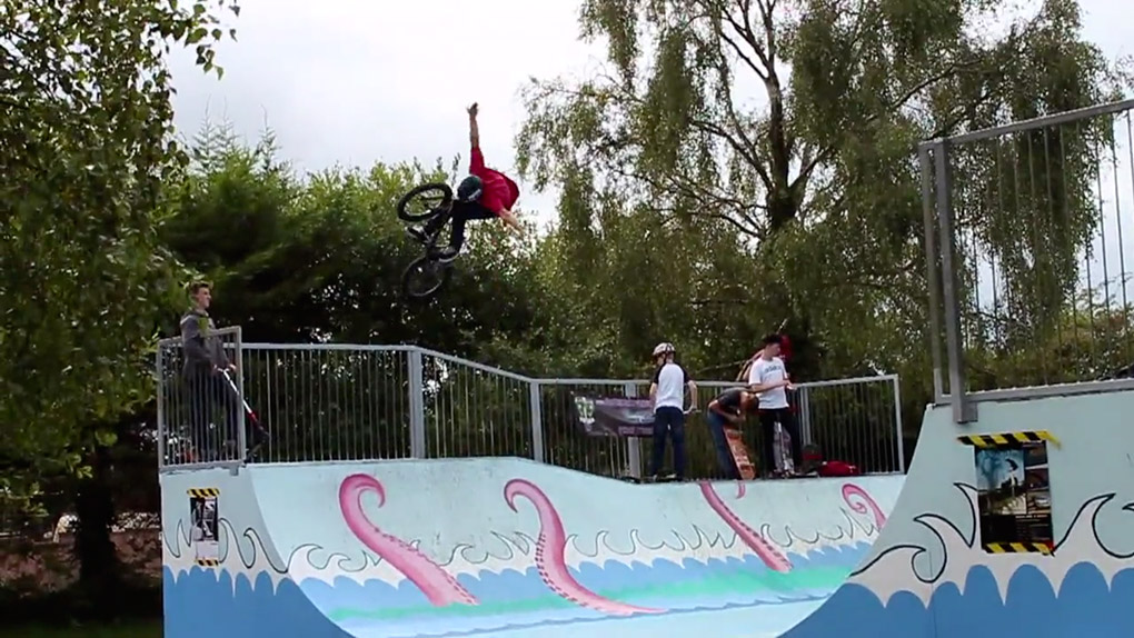 Harry Boucher ist ein Underdog aus England, der bis jetzt noch nicht wirklich auf der Bildfläche erschienen ist. Das könnte sich aber bald ändern …