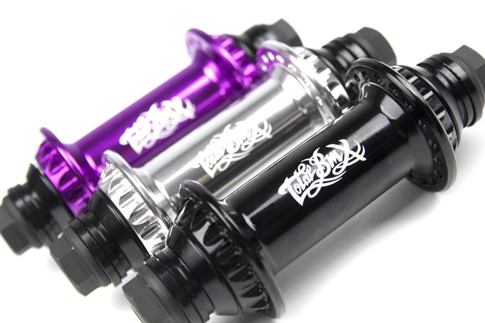 Sowohl klassische als auch Bonbon-Farben sind im Angebot.