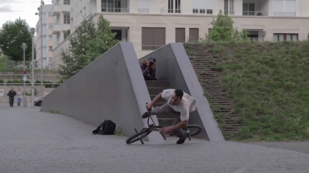 Andrej Mitic wird nicht müde ein Video nach dem anderen zu produzieren und hat mit Ride with Friends ein Video vom Allerfeinsten abgeliefert.