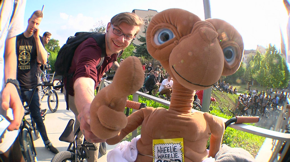 Zwölf Monate freedombmxTV in neun Minuten zusammengefasst – natürlich mit Bruno Hoffmann und dem Banger des Jahres 2014.