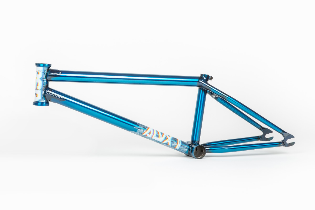 Produkt des Tages: Technikzauberer Alex Donnachie hat mit dem BSD ALVX endlich einen Signature-Rahmen erhalten, der von vorne bis hinten durchdacht wurde.