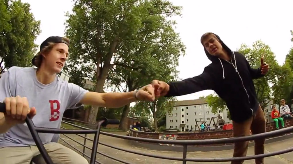 Hier sind einige unveröffentlichte Leftoverclips vom Peoples-Store-Team, die es 2014 nicht in die Videoproduktionen des Kölner BMX-Shops geschafft haben.