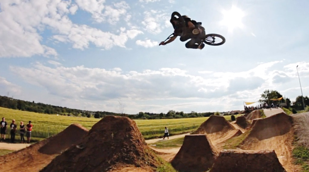 Sebastian Nitsche hat ein paar unbenutzte Clips aus 2014 zu einem feinen BMX-Video u.a. mit Moritz Nußbaumer und Dillon Lloyd zusammengeschnitten.