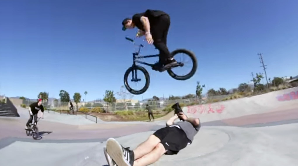 Der beste Instagram Slam ever? Sean Ricany, Devon Smillie, Stevie Churchill, Brandon Begin, Dillon Lloyd und Justin Care zerlegen den Sheldon Skate Plaza.