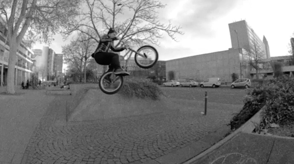 Die Ciao Crew um Bruno Hoffmann und Merlin Czarnulla hat sich für ihr erstes Video mächtig ins Zeug gelegt. Vorgeschmack gefällig? Dann bitte hier entlang.