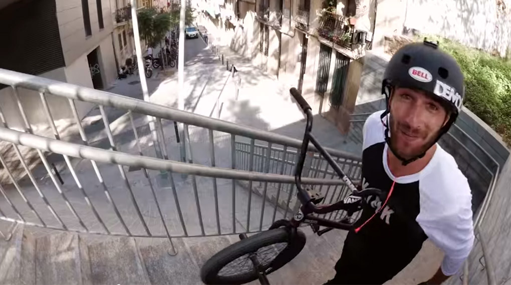 Connor Lodes entpuppt sich in der ersten Folge der 