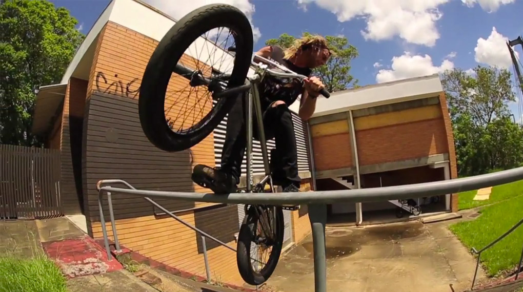 Surfer, Party Animal, Teamfahrer bei United – Man kann nun wirklich nicht behaupten, dass das Leben des Australiers Jack Birtles