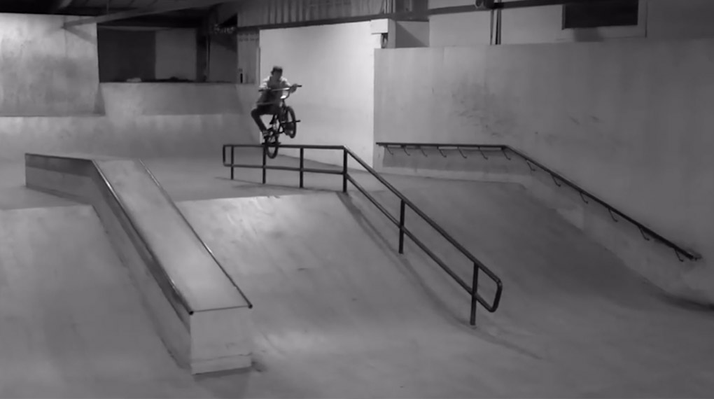 Weil Mike Curley eine Vorliebe für komplizierte Endloslines hat, fällt diese Episode der wethepeople-Webserie #FOURCLIPFRIDAY ein wenig länger aus als sonst.