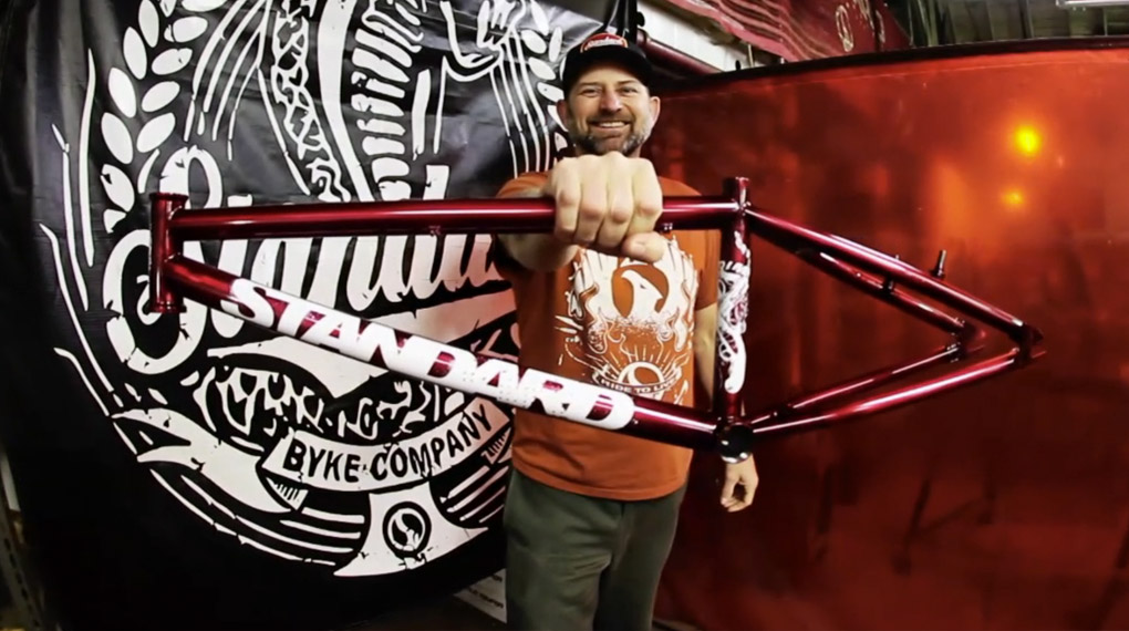 Geschichtsstunde mit einer lebenden BMX-Legende: Rick Moliterno, Gründer von Standard Bykes und einer der besten Allroundfahrer aller Zeiten im Interview.