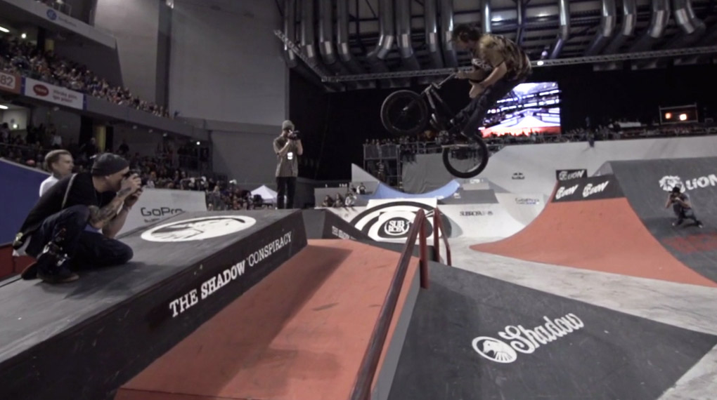 Vom 16.-19. April trifft sich die internationale BMX-Elite in Tallinn zur Simple Session 2015. Zum Warmgucken empfehlen wir diesen Trailer vom vorigen Jahr.