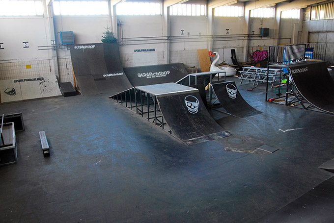 1.000 qm Indoorrampenparcours direkt an der Förde