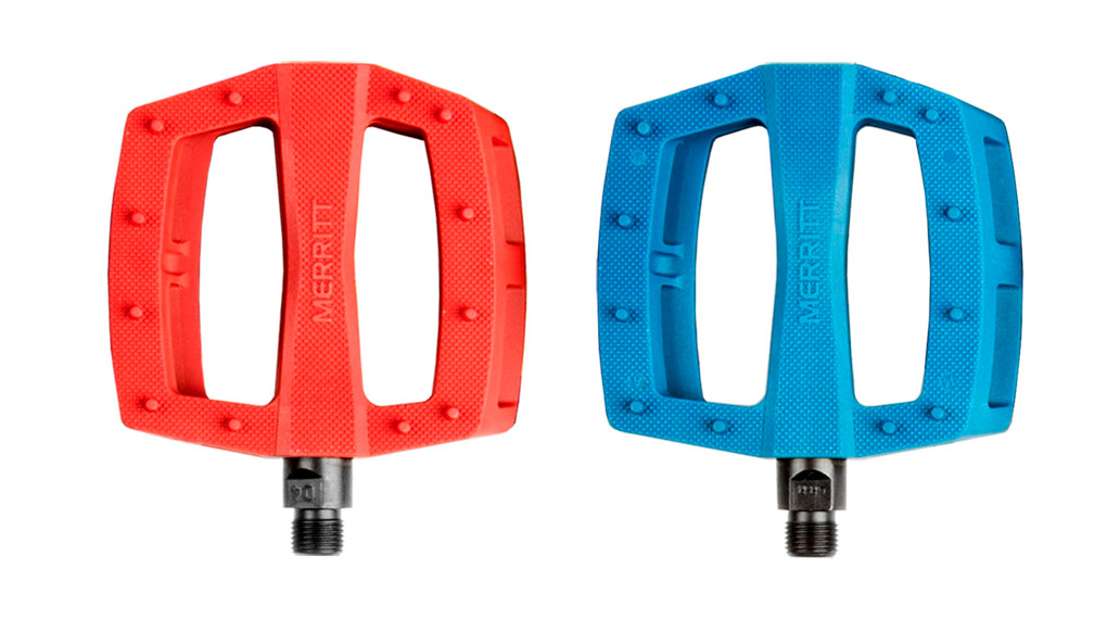 Produkt des Tages: Die Merritt P1 Pedale sind flach, leicht und bunt.