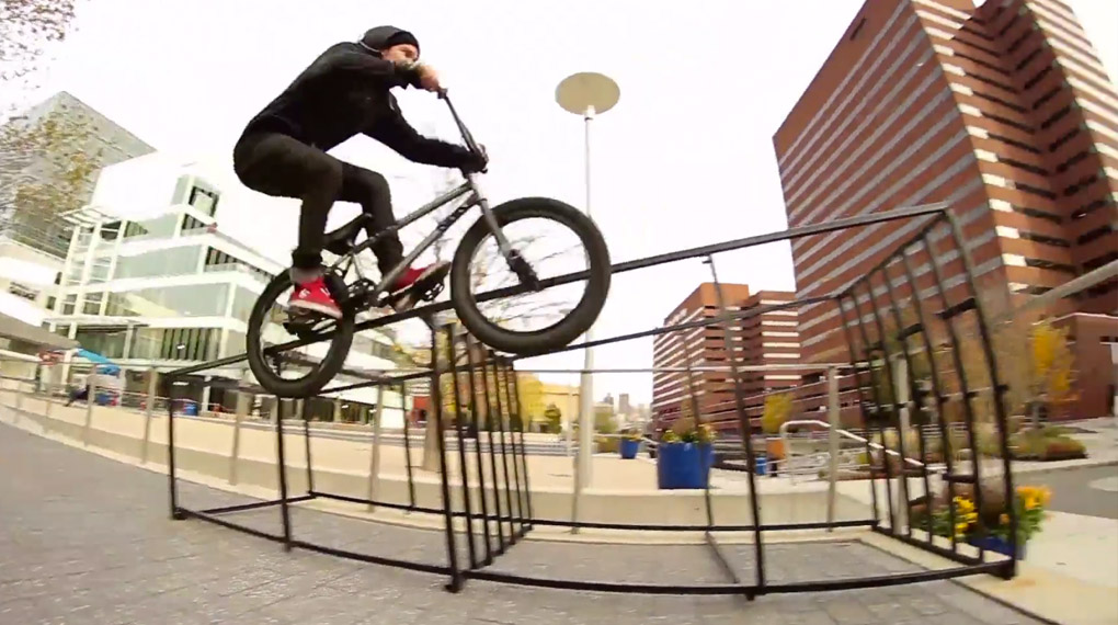 Wenn Tech auf Hauruck trifft, kann das Ergebnis nur gut werden. So wie im Fall von Aaron Smith, der für OLP ein paar Clips im Großraum Boston gefilmt hat.