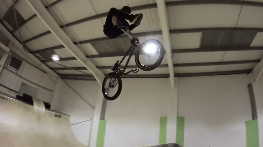 Mark Webb, James Jones und Troy Hayward sind nach Bognor Regis gefahren, um den neuen The Base Skatepark auszuchecken. Hier ist das Video von ihrer Session.