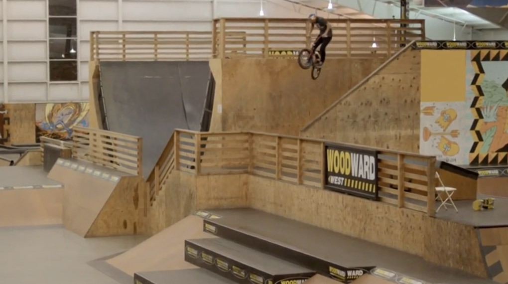 Für sein erstes Red-Bull-Video hat Daniel Sandoval wirklich alle Register gezogen und neben schwindelerregenden Tricks auch ein heftiges Gap rausgehauen.