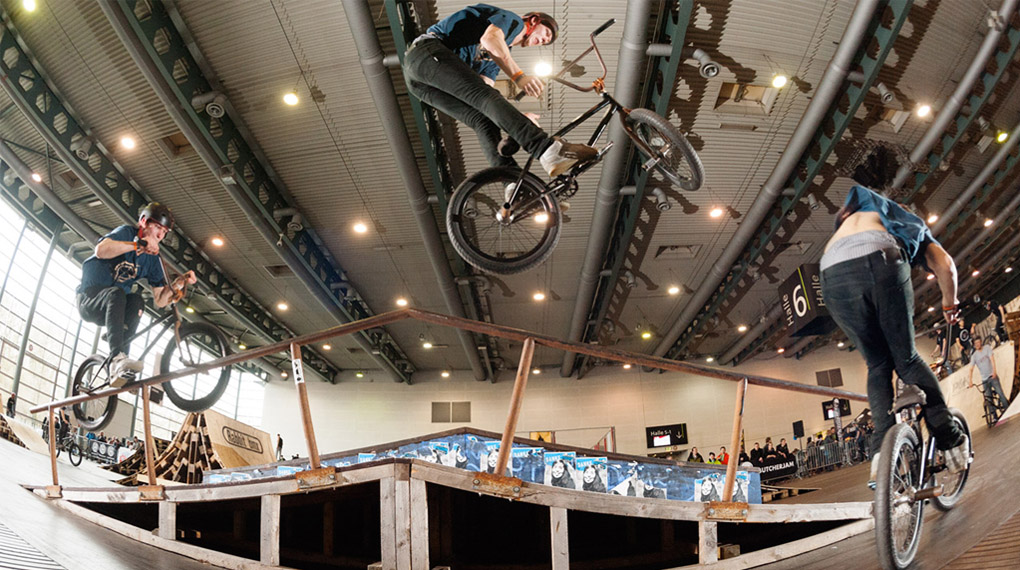 Beim sociALLIANCE BMX Jam auf der Passion Sports Convention 2015 in Bremen ging so einiges. Unser Video zeigt einige der besten Tricks des Wochenendes.