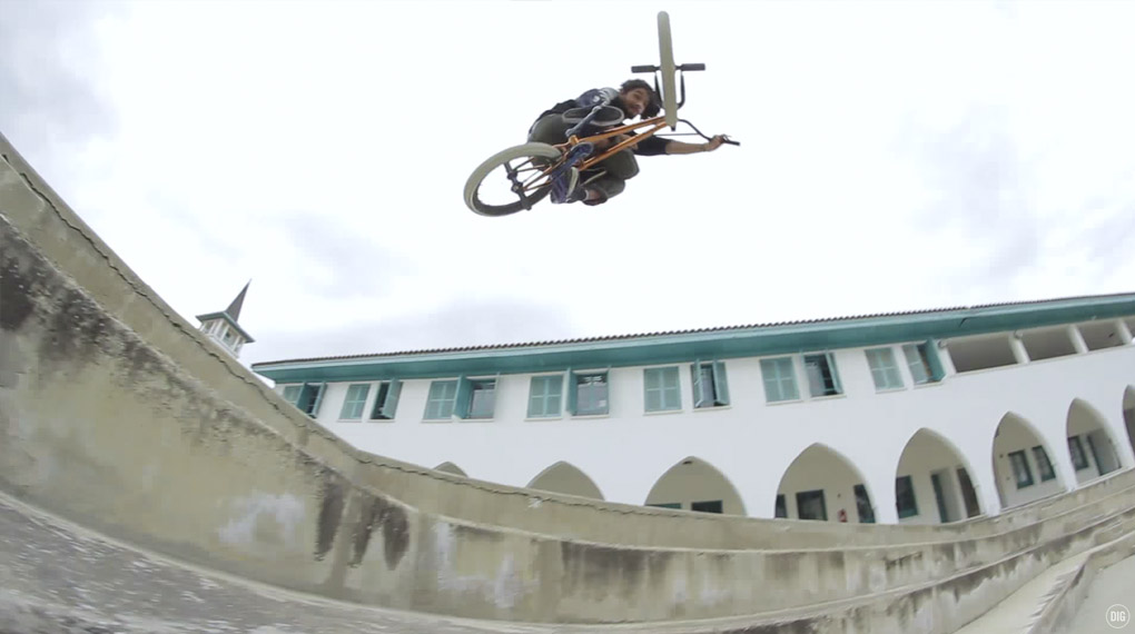 Éclat hat Bruno Hoffmann, Alex Kennedy und Kilian Roth nach Zypern geschickt und selbstredend sind die drei mit einem Knalleredit im Gepäck zurückgekehrt.