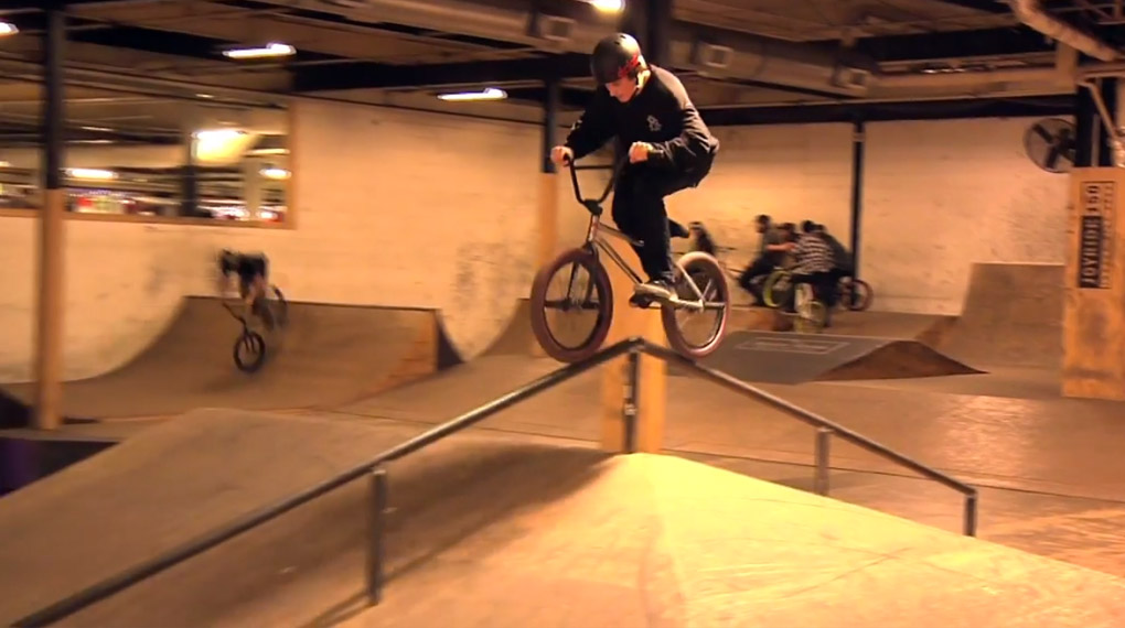 76 Sekunden feinste Technikskills aus dem Joyride 150 Bike Park. Der Kanadier Ryan Eles packt in seinem Welcome-Edit für Éclat ein paar echte Knaller aus.