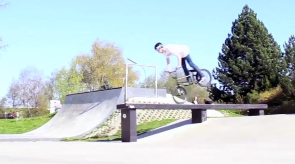 Eine gute Zeit mit den Homies ist nicht zu schlagen! Die Steezy Crew macht im Skatepark Dingolfing vor, wie