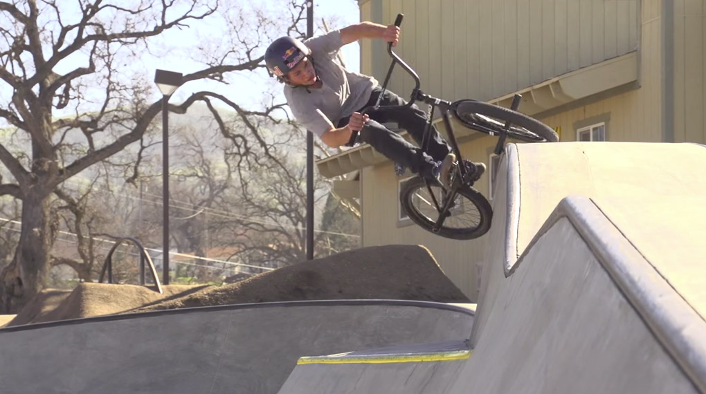 Tyler Fernengel hat Camp Woodward ein Menge zu verdanken. In diesem Videointerview erklärt er, warum das so ist und dreht ein paar Runden in Woodward West.