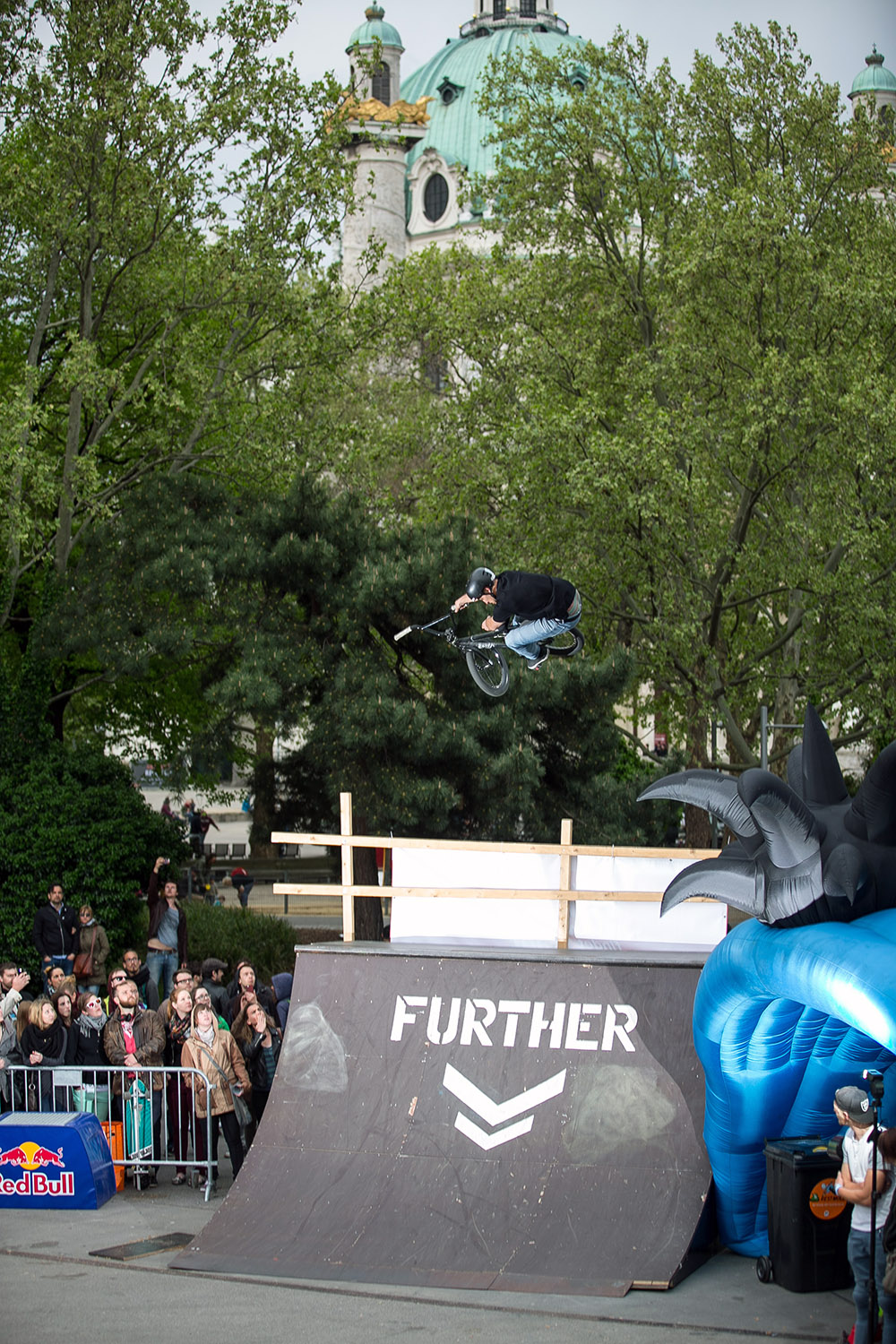 Und weil's so schön war, gibt es zum Schluss noch einen Air von Bobo Ujvari, diesmal in der Toboggan-Variante
